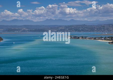 Knysna, Südafrika - Blick auf die Knysna Lagune vom Aussichtspunkt Heads Stockfoto