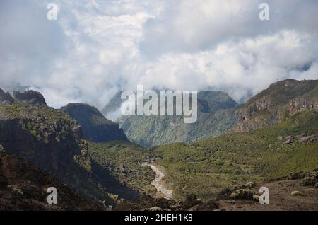 Landschaft auf dem kilimandscharo tansania, Trekking auf dem höchsten Berg afrikas Stockfoto