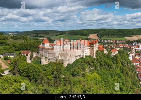 Harburg ist eine Stadt im Bezirk Donau-Ries in Schwaben. Es liegt im Wörnitzer Tal zwischen Nördlingen und Donauwörth. Stockfoto