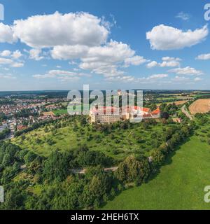 Luftaufnahme nach Ellwangen auf Jagst und Umgebung Stockfoto