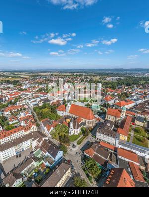 Altötting ist ein landesweit bekannter Wallfahrtsort in der Tourismusregion Inn-Salzach. Stockfoto
