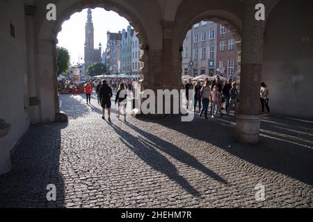 Dlugi Targ (langer Markt) in der Innenstadt im historischen Zentrum von Danzig, Polen © Wojciech Strozyk / Alamy Stock Photo Stockfoto