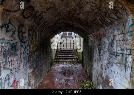 BUCKIE, MORAY, SCHOTTLAND - 8. JANUAR 2022:- Dies ist eine Ansicht der Logies Lane in Buckie, Moray, Schottland am 8. Januar 2022. Stockfoto