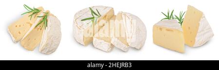 Camembert Käse isoliert auf weißem Hintergrund mit Schnittpfad und voller Schärfentiefe, Set oder Sammlung Stockfoto