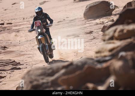 123 Moore Charan (zaf), KTM 450 Rally Replica, Moto, Original von Motul, W2RC, Aktion während der Etappe 9 der Rallye Dakar 2022 um Wadi Ad Dawasir, am 11th 2022. Januar in Wadi Ad Dawasir, Saudi-Arabien - Foto Julien Delfosse / DPPI Stockfoto