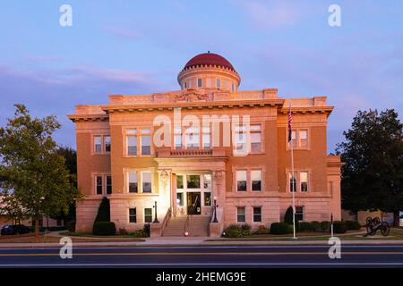 Williamsport, Indiana, USA - 23 2021. August: Das Warren County Courthouse Stockfoto