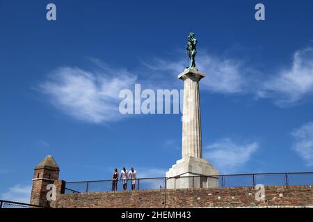 BELGRAD, SERBIEN - 9. SEPTEMBER: Victor-Denkmal (Pobednik) auf der Festung Kalemegdan in Belgrad am 9. September 2012 in Belgrad, Serbien. Belgrad ist die größte Stadt Südosteuropas. Stockfoto