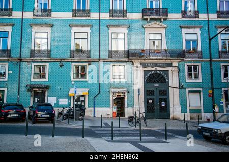 Das Residencial House Villa Sousa im Stadtgebiet von Alfama in der Stadt Lissabon in Portugal. Portugal, Lissabon, Oktober 2021 Stockfoto