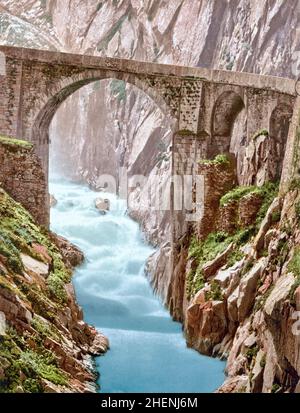 Teufelsebrücke 'Devil's Bridge', Andermatt, Uri, Schweiz. Stockfoto