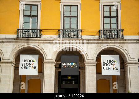 Das Lissabonner Story-Zentrum im Parca do Comercio in Baixa in der Stadt Lissabon in Portugal. Portugal, Lissabon, Oktober 2021 Stockfoto