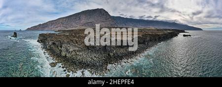 Luftpanorama der Küste bei La Maceta - El Hierro (Kanarische Inseln) Stockfoto