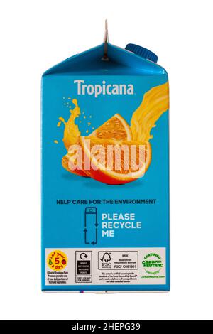 Helfen Sie bei der Pflege der Umwelt Details auf Karton von Tropicana glatte Orange ohne Bits Saft trinken 100% reine gepresste Früchte auf weißem Hintergrund gesetzt Stockfoto