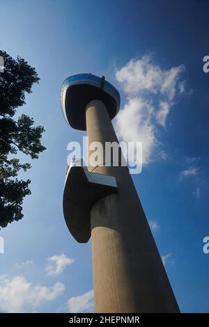 Der Euromast Tower im Stadtzentrum von Rotterdam Stockfoto