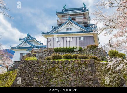 Hauptbehalten Und Kleiner Keep Von Echizen Ono Castle Stockfoto