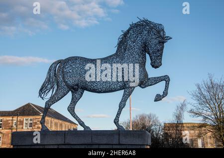 Skulptur des 'Ginger' des Pferdes von Andy Scott in Greenock. Stockfoto