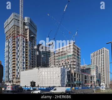 Bau einer großen Wohnanlage im Zentrum von Lewisham im Südosten Londons, Großbritannien. Januar 2022. Stockfoto