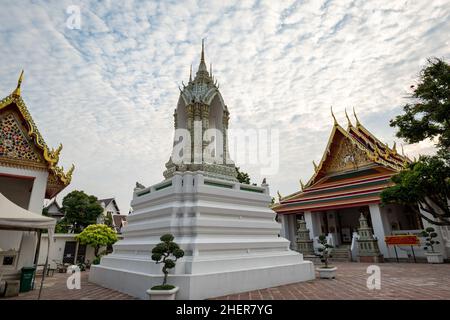 Wat Pho, auch geschrieben Wat Po, ein von der UNESCO anerkannter buddhistischer Tempelkomplex in Bangkok, Thailand. Stockfoto