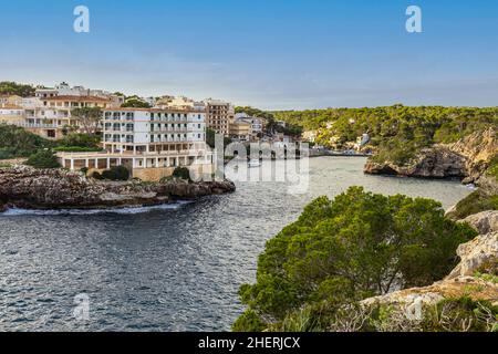 Blick in die fjordähnliche Bucht von Cala Figuera, Santanyí, Mallorca, Mallorca, Balearen, Spanien Stockfoto