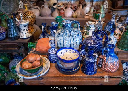 Ubeda Töpferkünstler Juan Martinez Villacañas 'TITO', Provinz Jaen, Andalusien, Spanien. 'Tito' ist einer der renommiertesten Namen in Spanien, er hat e Stockfoto