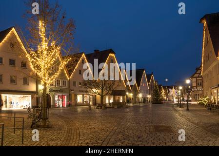 Weihnachtlich beleuchteter Marktplatz am Abend, Lauf an der Pegnitz, Mittelfranken, Bayern, Deutschland Stockfoto