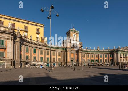 Convitto Nazionale Vittorio Emanuele II im Zentrum der Stadt, in Piazza Dante, von Luigi Vanvitelli, Neapel, Kampanien, Italien entworfen Stockfoto