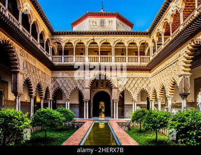 Mädchenhof, Patio de las Doncellas, Alcazar, Sevilla, Sevilla, Andalusien, Spanien Stockfoto