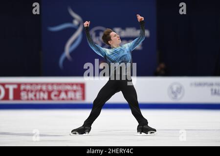 Tallinn, Estland. 12. Januar 2022, Andrei MOZALEV (RUS), während des Men Short Program, bei den ISU European Figure Skating Championships 2022, in der Tondiraba Ice Hall, am 12. Januar 2022 in Tallinn, Estland. Quelle: Raniero Corbelletti/AFLO/Alamy Live News Stockfoto