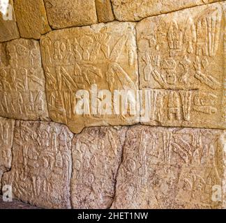 Nisantepe mit Hieroglyphen, Hattusha, alte Hauptstadt der Hethiter, Türkei, Hattusha, Türkei Stockfoto