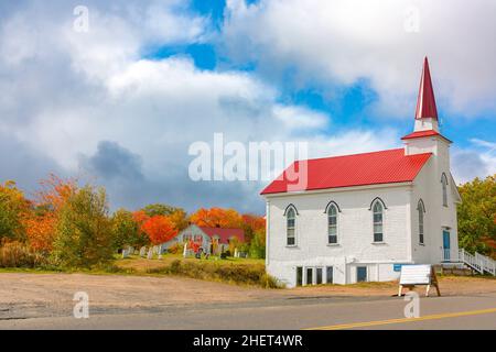 Kirche am Straßenrand, Cabot Trail, Cape Breton Island, Nova Scotia, Kanada Stockfoto