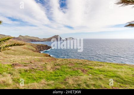 Idyllischer Blick auf die Ponta do Buraco auf der Insel Madeira, Portugal Stockfoto