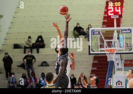 PalaRadi, Cremona, Italien, 12. Januar 2022, Vanoli Cremona während der Vanoli Basket Cremona gegen Allianz Pallacanestro Trieste - Italienische Basketball A Serie Championship Stockfoto