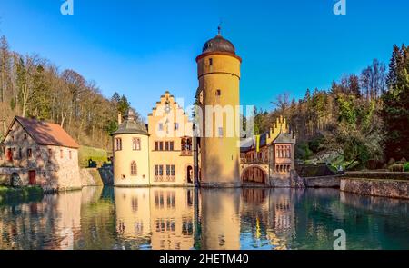 Das Wasserschloss Mespelbrunn in Mespelbrunn, Bayern, Deutschland Stockfoto