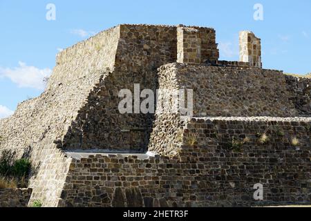 Monte Albán, zapotec-Ruinen, präkolumbianische archäologische Stätte, Bundesstaat Oaxaca, UNESCO-Weltkulturerbe Stockfoto