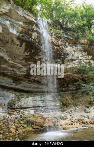 Blick auf die Cascades du Herisson im französischen Jura Stockfoto