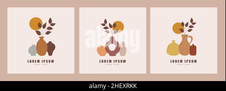Sammlung von Plakaten mit Vasen im Boho-Stil. Abstrakte Silhouette aus Keramik-Töpfen und Tonkrügen in Pastellfarben. Moderne Wandgestaltung. Von Hand gezeichnet Stock Vektor