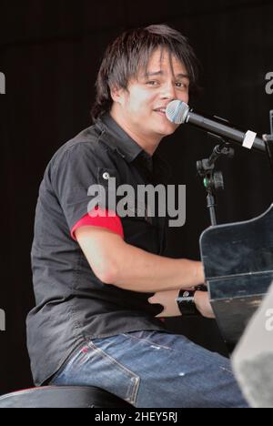 Jamie Cullum, V2004, Hylands Park, Chelmsford, Essex, Großbritannien - 22. August 2004 Stockfoto