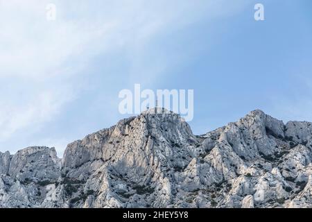 Der berühmte Berg sainte-victoire in der provence, der Cezanne Stockfoto