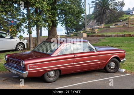 1966 Ford Falcon Futura, von Ford Australia allgemein Ford Futura genannt, geparkt am Avalon Beach, Sydney, Australien Stockfoto