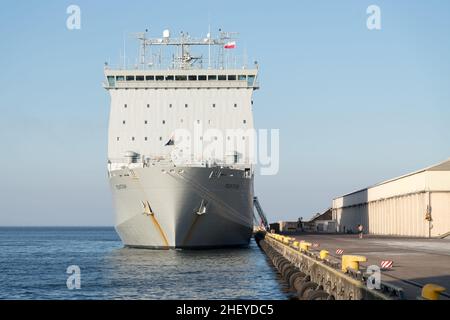 British RFA Mounts Bay L3008 ein Hilfslandeschiff der Bay-Klasse (LSD(A) in Port of Gdynia, Polen © Wojciech Strozyk / Alamy Live News Stockfoto