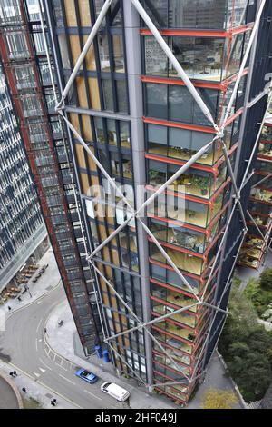 Neo Bankside - modernes Wohngebäude von der Aussichtsplattform Tate Modern aus gesehen, Southwark London UK. Stockfoto