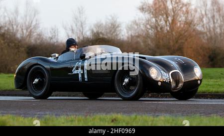 Nachbildung des Jaguar C-Type 1952 auf einem Jaguar Chassis aus dem Jahr 1967 Stockfoto