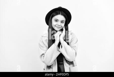 Portrait von modischen Kind auf gelbem Hintergrund. express positive Emotion. Herbst Mode-Stil Stockfoto