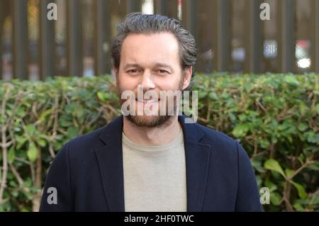 Rom, Italien. 13th Januar 2022. Giorgio Marchesi besucht die Fotoserie La sposa von Rai im Zentrum von Rai, Viale Mazzini. (Foto: Mario Cartelli/SOPA Images/Sipa USA) Quelle: SIPA USA/Alamy Live News Stockfoto