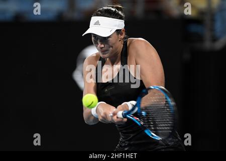 13th. Januar 2022: Ken Rosewall Arena, Sydney Olympic Park, Sydney, Australien; Sydney Tennis Classic, Tag 5: Garbine Muguruza aus Spanien trifft eine Rückhand zu Daria Kasatkina aus Russland Stockfoto