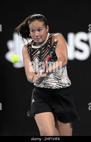 13th. Januar 2022: Ken Rosewall Arena, Sydney Olympic Park, Sydney, Australien; Sydney Tennis Classic, Tag 5: Daria Kasatkina von Russland trifft eine Rückhand zu Garbine Muguruza von Spanien Stockfoto