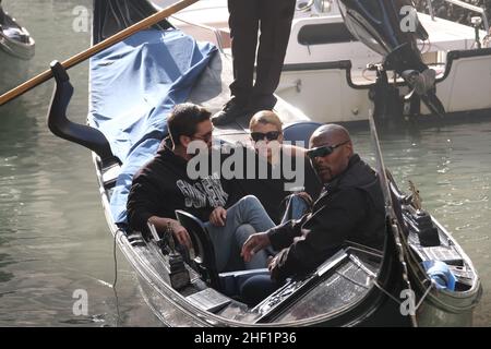 Scott Disick und Sofia Richie kuschelten auf einer Gondel in Venedig, Italien, 17. Oktober 2017 Stockfoto