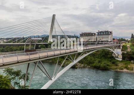 PODGORICA, MONTENEGRO - 4. JUNI 2019: Moskauer und Millenium-Brücken in Podgorica, der Hauptstadt Montenegros Stockfoto