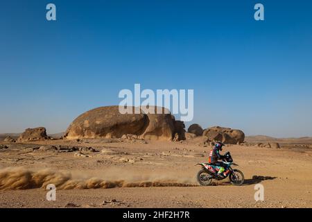 123 Moore Charan (zaf), KTM 450 Rally Replica, Moto, Original von Motul, W2RC, Aktion während der Etappe 11 der Rallye Dakar 2022 um Bisha, am 13th 2022. Januar in Bisha, Saudi-Arabien - Foto Frédéric Le Floch / DPPI Stockfoto