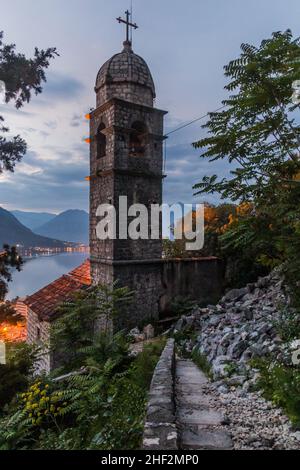 Kirche unserer Lieben Frau von Heilmittel über Kotor, Montenegro Stockfoto