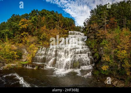 Hector fällt während der Herbstfärbung der Blätter in der Region Finger Lakes im Bundesstaat New York. Stockfoto